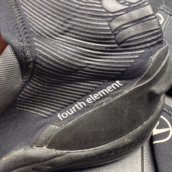 Women’s Scuba Booties 6mm Size 7 - Picture 2 of 4